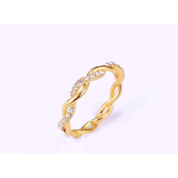 *NEW 14k Gold Plated Sterling Simulated Diamond Eternity Band Ring, Size 7.5 - Picture 12 of 13